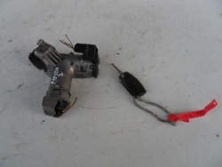 FORD Fiesta MK7 08-13 1.25 16V замок серцевина + ключ комплект