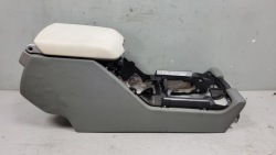 Range Rover III L322 тунель середина подлокотник