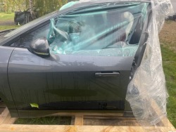 jaguar X590 дверь левая передняя задняя