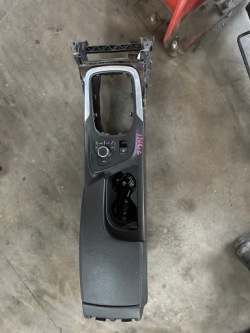 opel INSIGNIA A тунель середина