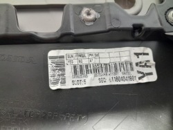 Honda ODYSSEY V 18- дверные карты задний правый 83700-THR-A110
