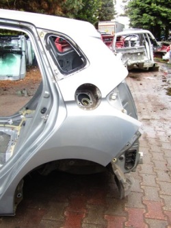 четверть крыло левый задний NH823M Honda JAZZ IV