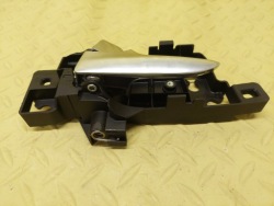 ручка двери внутренняя FORD S-MAX 6M21U22601 2.18дизель 140kW