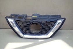 решетка радиатора nissan QASHQAI II J11 рестайлинг 17-