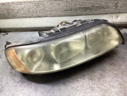фара volvo oe S60 V70 рестайлинг 04-09 правый передний 30698836