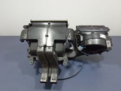 CHRYSLER PACIFICA II 16- радиатор отопителя передняя 68216209AJ