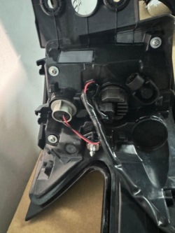 фонари задние правый левый комплект TOYOTA SIENNA 2021+ XL40