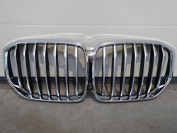 BMW X5 G05 2018 решетка радиатора ноздри хром