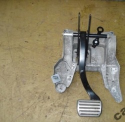 PORSCHE Cayenne педаль тормоза