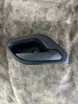 ручка двери внутренняя oe 7002020