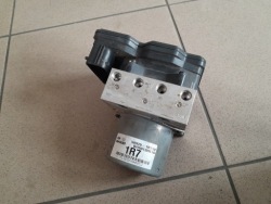 Hyundai ACCENT IV 2011 2012 насос ABS 58920-1R700