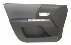 обивка дверные карты передний левый mazda 5 и CR европа