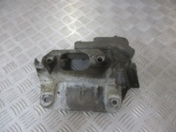 лапа кронштейн renault MODUS 1.5