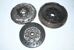 двухмассовый маховик 13450-0R010 TOYOTA 4 III 2.2D4D