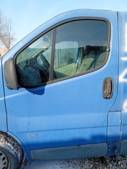 дверь передняя левая opel MOVANO renault TRAFIC 2002 год