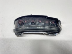 поворотник зеркало правое Range Rover Velar