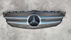 решетка радиатора воздухозаборник жалюзи A2058800183 MERCEDES W205