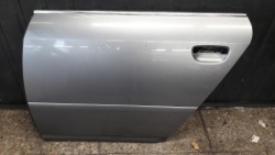 дверь левая зад Audi a6 c5 5d LY7L