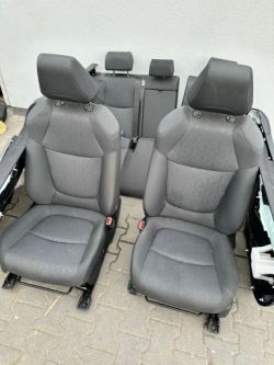 RAV4 V кресла комплект обивка