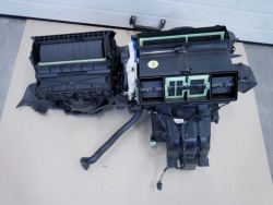 радиатор отопителя 3Q2820002Q vw Touran III 5T англия