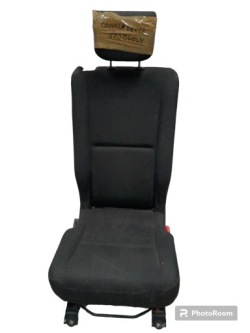 кресло зад середина TOYOTA COROLLA VERSO II 2