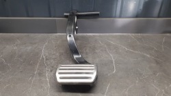 7L0723142 педаль тормоза PORSCHE Cayenne