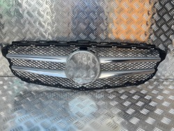 MERCEDES C класс W205 решетка радиатора