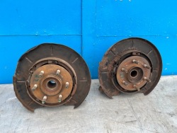 LINCOLN NAVIGATOR II 03- поворотный кулак, цапфа зад