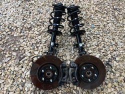 Hyundai IX35 SPORTAGE III поворотный кулак, цапфа, амортизатор правый