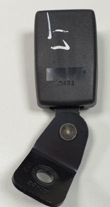 ремень безопасности зад mazda