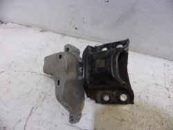 подушка Двигателя renault TWINGO 2 8200410267