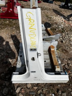 opel GRANDLAND порог без навесного середина правый