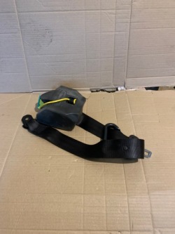 Bentley CONTINENTAL FLYING SPUR ремень безопасности 4W0857805A