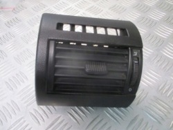 воздухозаборник жалюзи потока воздуха vw FOX 1.4 tdi 5Z0819703