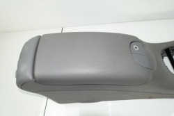MERCEDES w209 подлокотник тунель бардачок 2096805850
