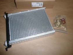 радиатор охлаждения нагреватель renault GRAND SCENIC III oe 271159831R 669792Q