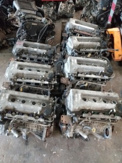 AVENSIS T25 COROLLA VERSO Двигатель 1,8 CELICA