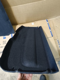 полка багажника peugeot 208 II