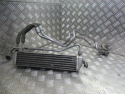 Audi R8 радиатор Масло 427317021AL