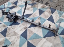 Балка диффузор консоли peugeot 5008 и