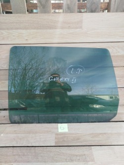 стекло боковое GALAXY MK2 левое 2002 FORD