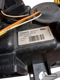 volvo S60 и фара левая 30698825 оригинал valeo