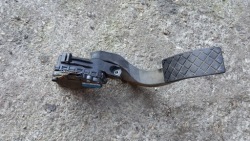 потенциометр газа 8D1723523N vw PASSAT B5 1.9 tdi