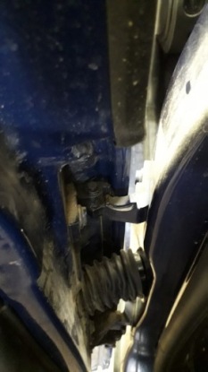 петля Двери перед vw PASSAT B5 FL 1996- 2005