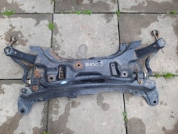 балка подрамник рама TOYOTA VERSO s 1.33 2011