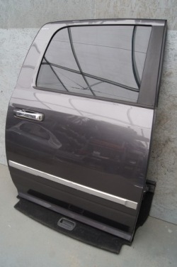 Dodge RAM 1500 дверь 2015
