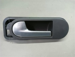 vw GOLF PLUS ручка двери внутренний левая зад 5M0837197
