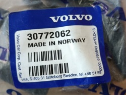 volvo S80 V70 XC70 крепление датчиков датчик парковки бампер зад 30772062