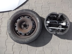 seat Toledo IV 12-18r колесо запасное 15 кулиса