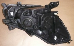 renault oe 260607570R фара